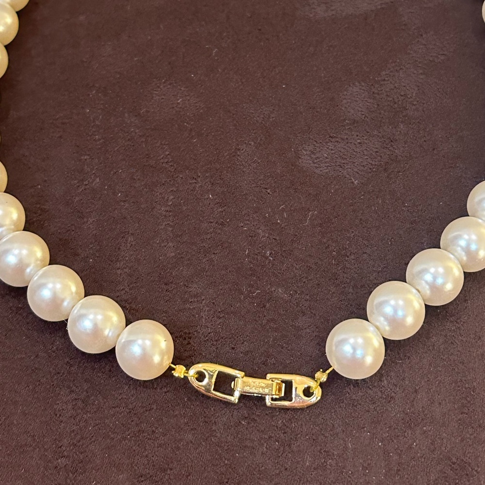🌟14xHP🌟VTG 1980s-90s Napier Chunky Faux Pearl & Gold Tone Statement Necklace - Picture 10 of 13